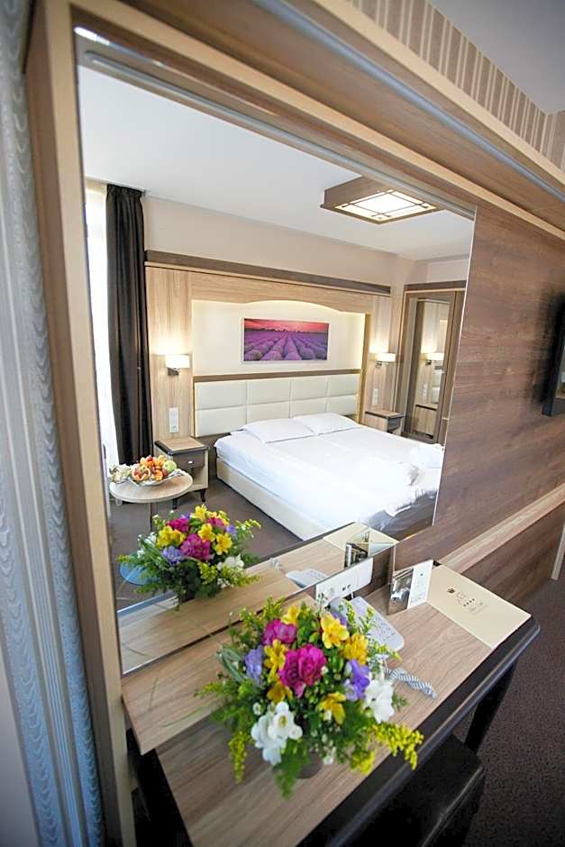 Photo 1 of 4 of Budget 1 Double Bed or 2 Beds
