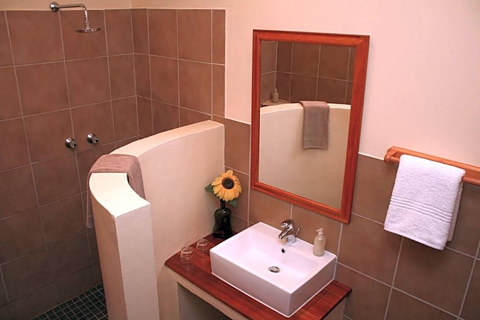 Avenues Guesthouse