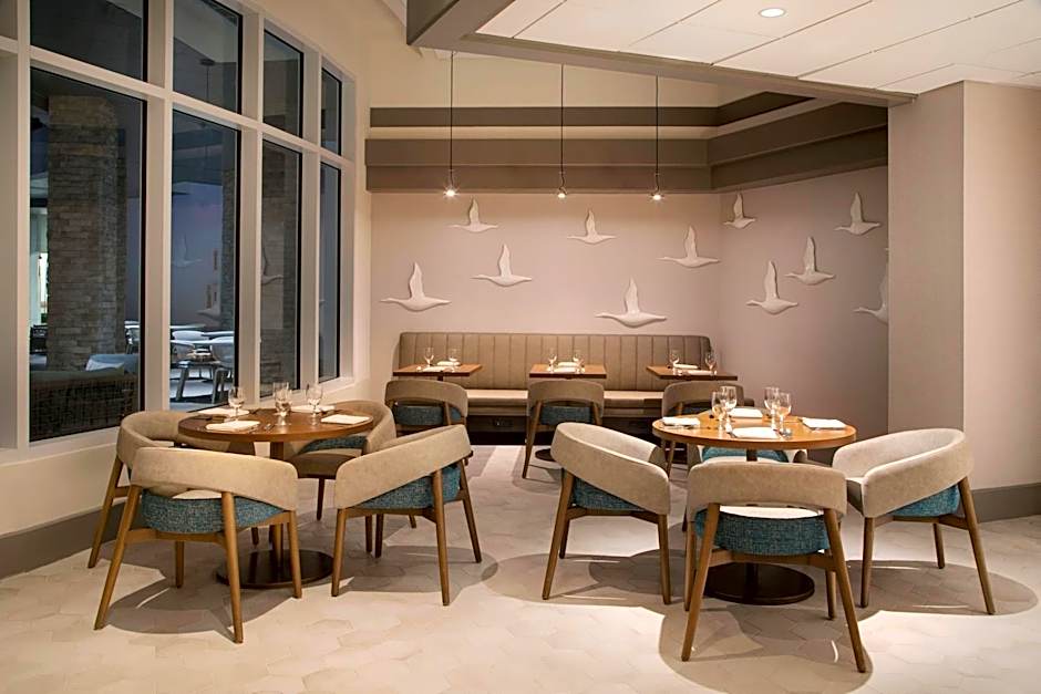 Sheraton® Suites Fort Lauderdale West