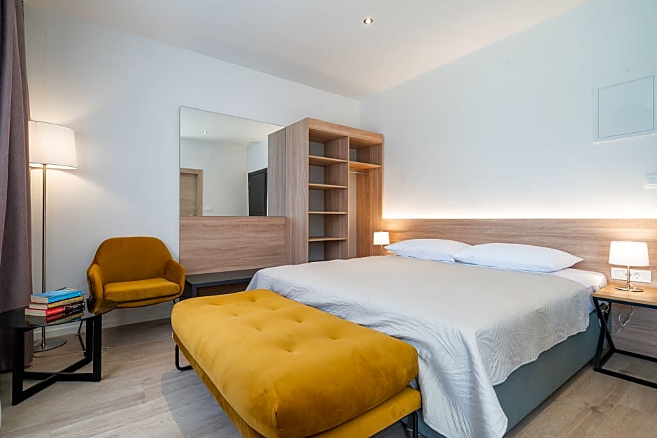 Bacan Serviced Apartments