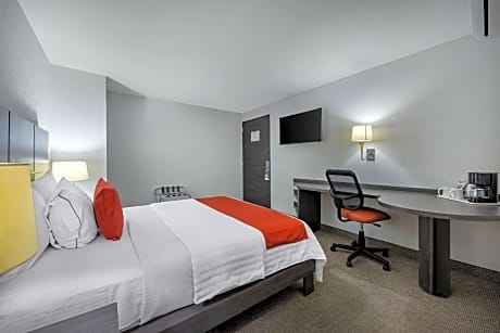 1 Queen Bed, Nonsmoking