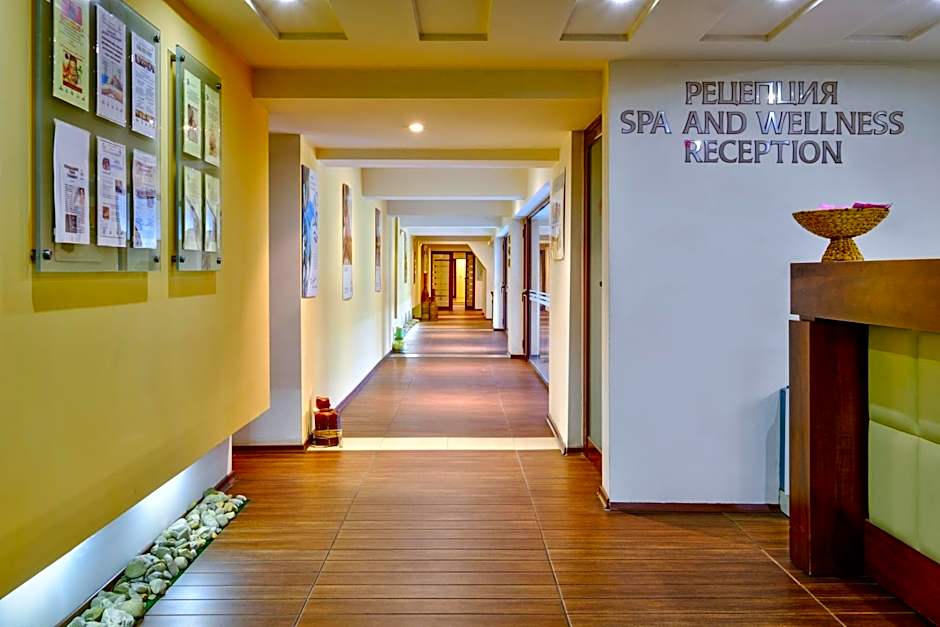 Yantra Grand Hotel