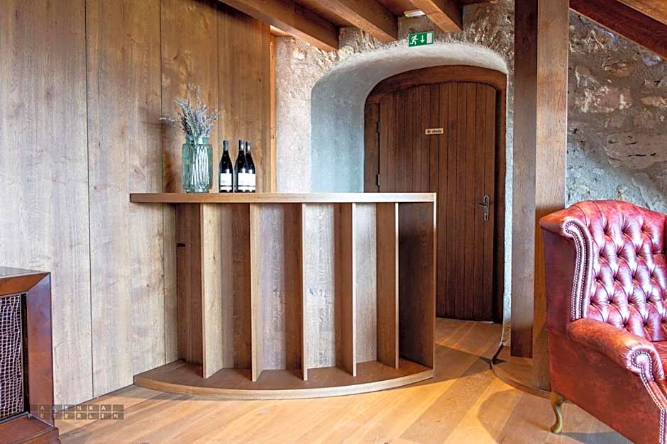 Vinica Castle Boutique & Spa Hotel