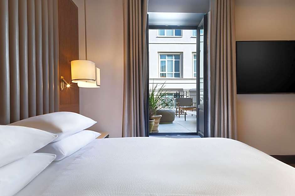 JW Marriott Hotel Madrid