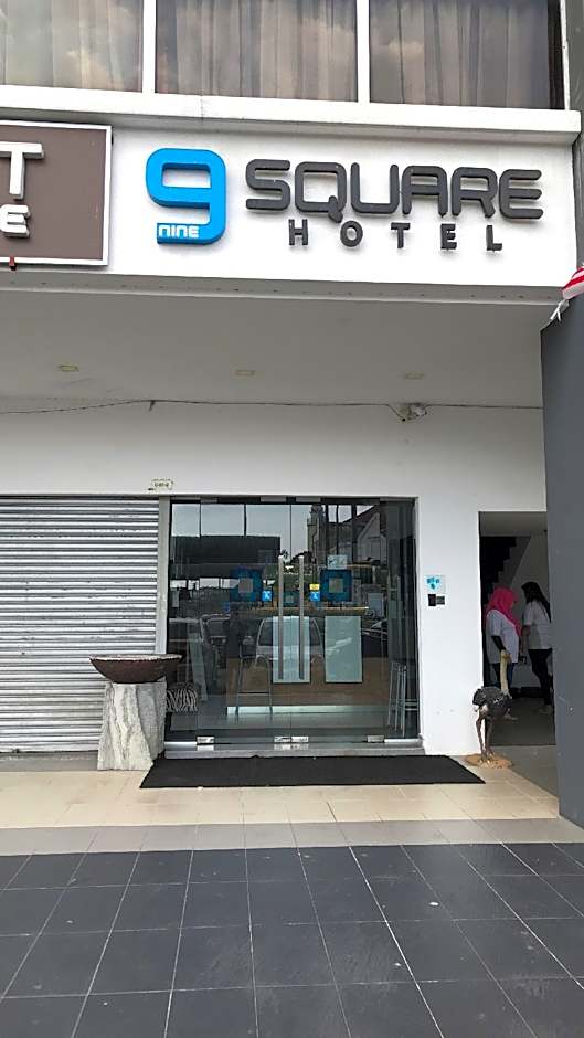 9 Square Hotel - Bandar Baru Bangi