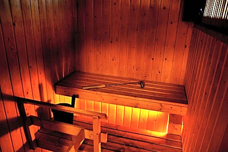 Suite with Sauna