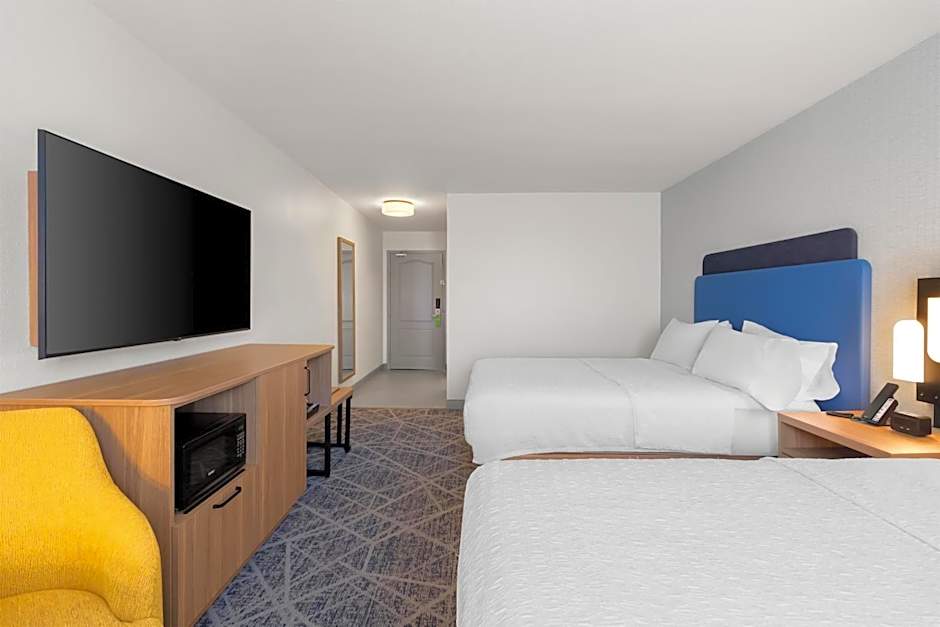 Hampton Inn & Suites New Castle