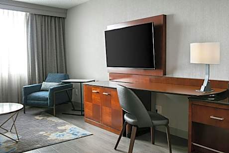 M Club Lounge Access, Studio Suite, 1 King