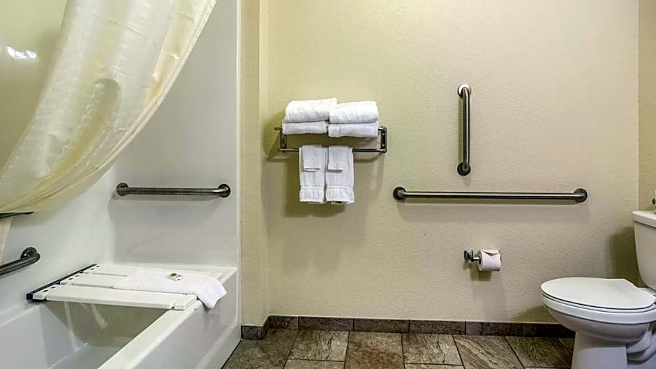 Cobblestone Hotel & Suites - Andrews