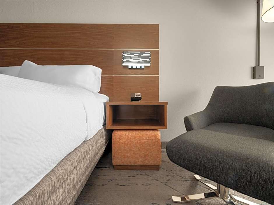 Holiday Inn Express Charlotte West - Gastonia By IHG