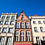 Black Swan House, Old Town