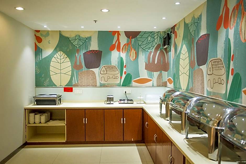 Hanting Hotel Puyang Huanghe Road