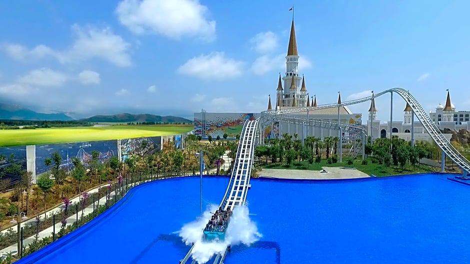 The Land Of Legends Kingdom Hotel