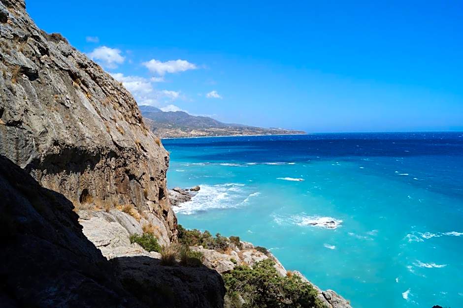 Jason Rooms & Studios