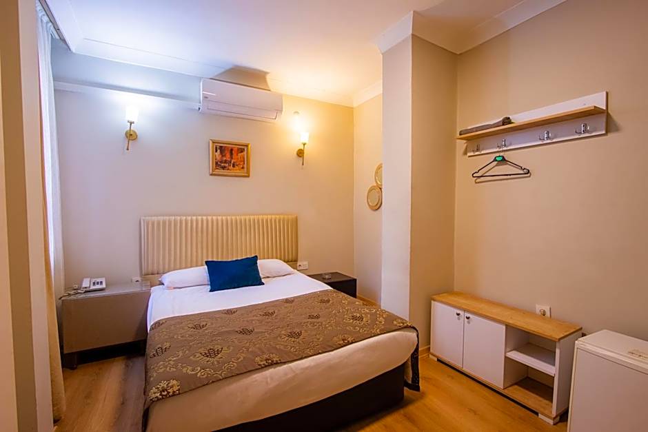 Tac Hotel