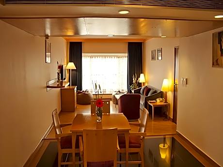 Day Use Room - 7 hours use only