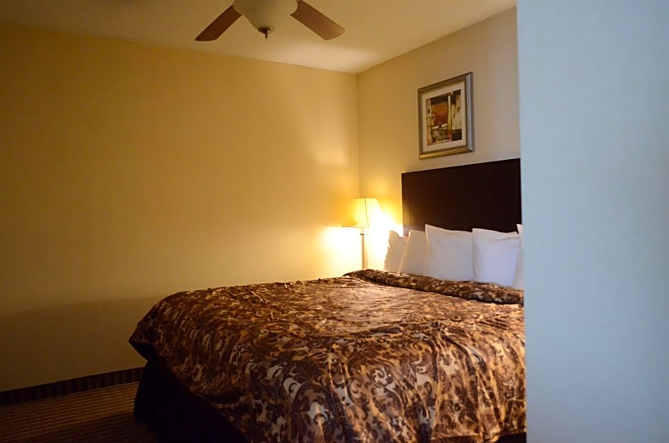 Rodeway Inn & Suites East Windsor