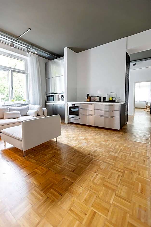 Green Residence Boutique Lofts & Villa am Park