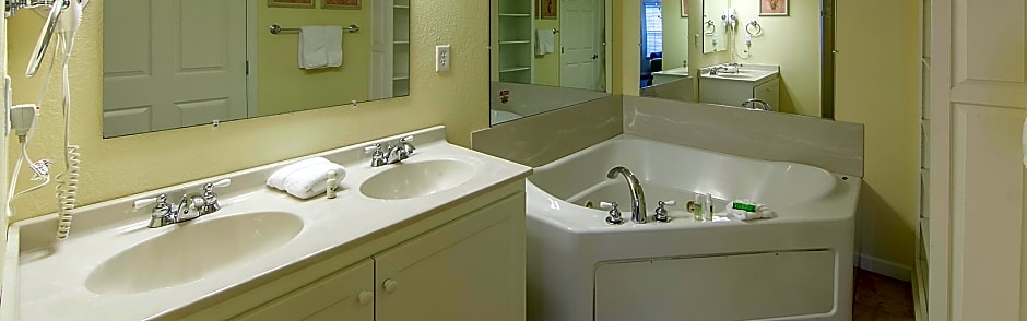 Holiday Inn Club Vacations Oak N Spruce Resort By IHG