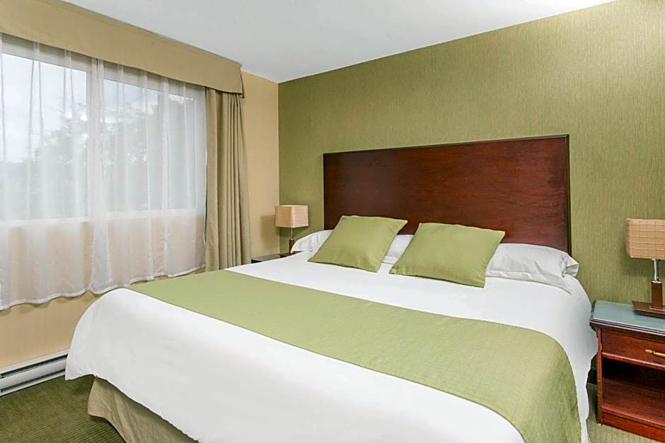 Ramada by Wyndham Williams Lake