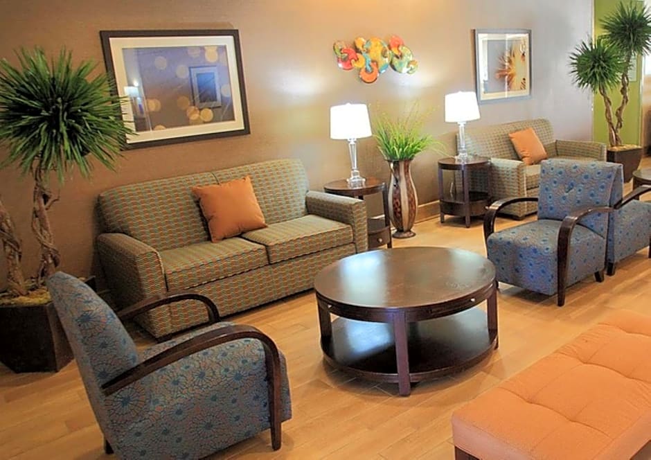 Holiday Inn Express and Suites Bossier City Louisiana Downs