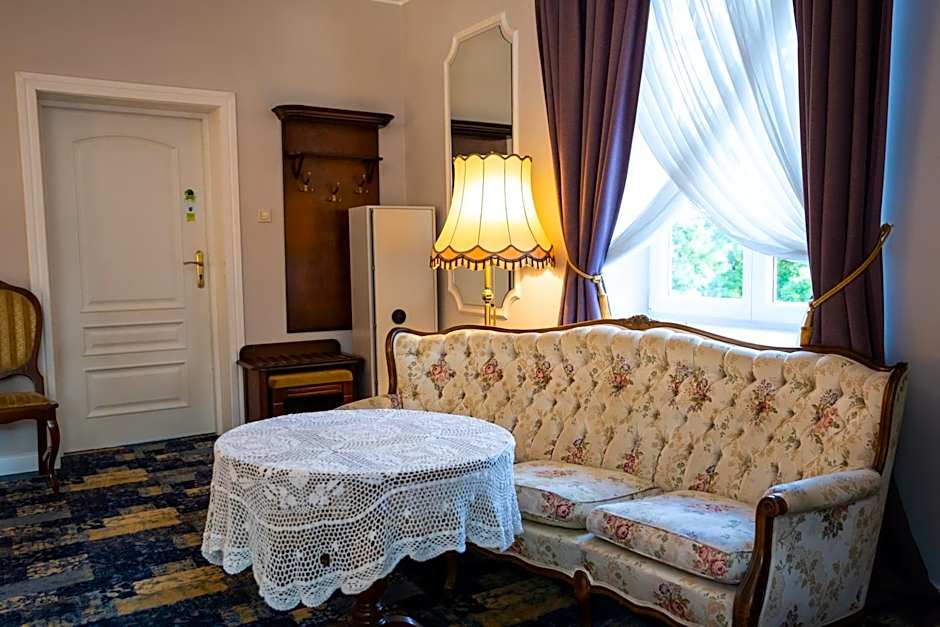 Hotel Dwór Sójki