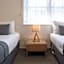 Hananui Lodge and Apartments