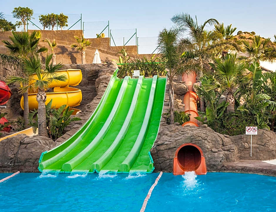 Globales Los Patos Park