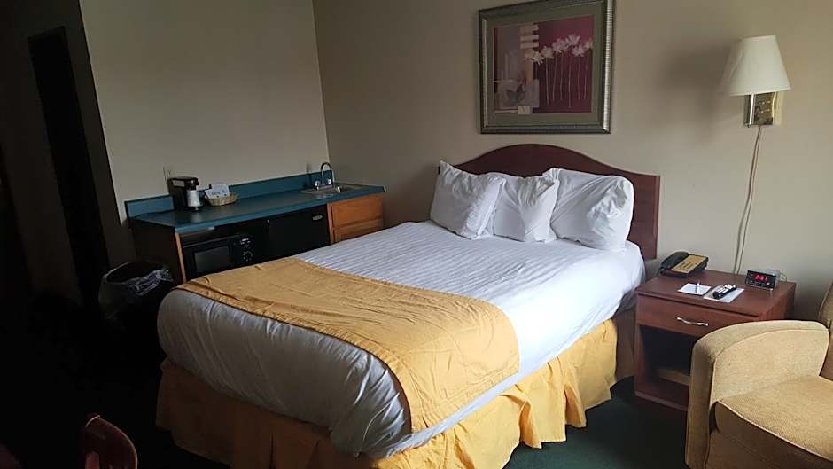 Americas Best Value Inn St. Louis South