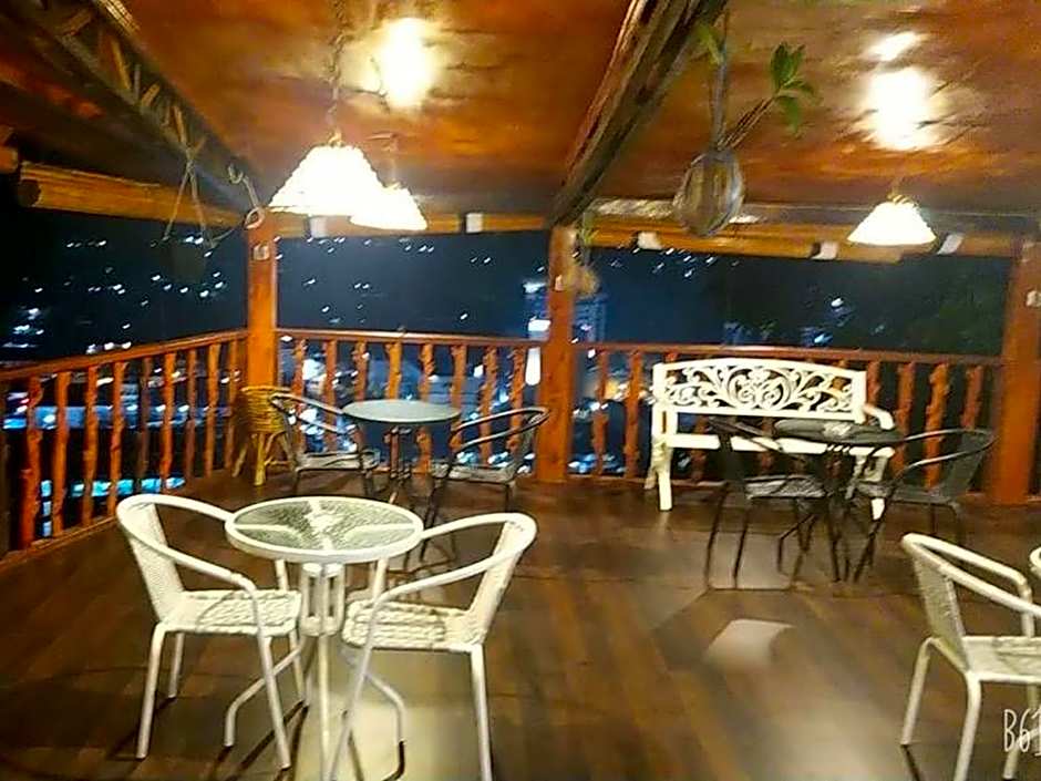 RedDoorz at Hotel Ermashta Jayapura