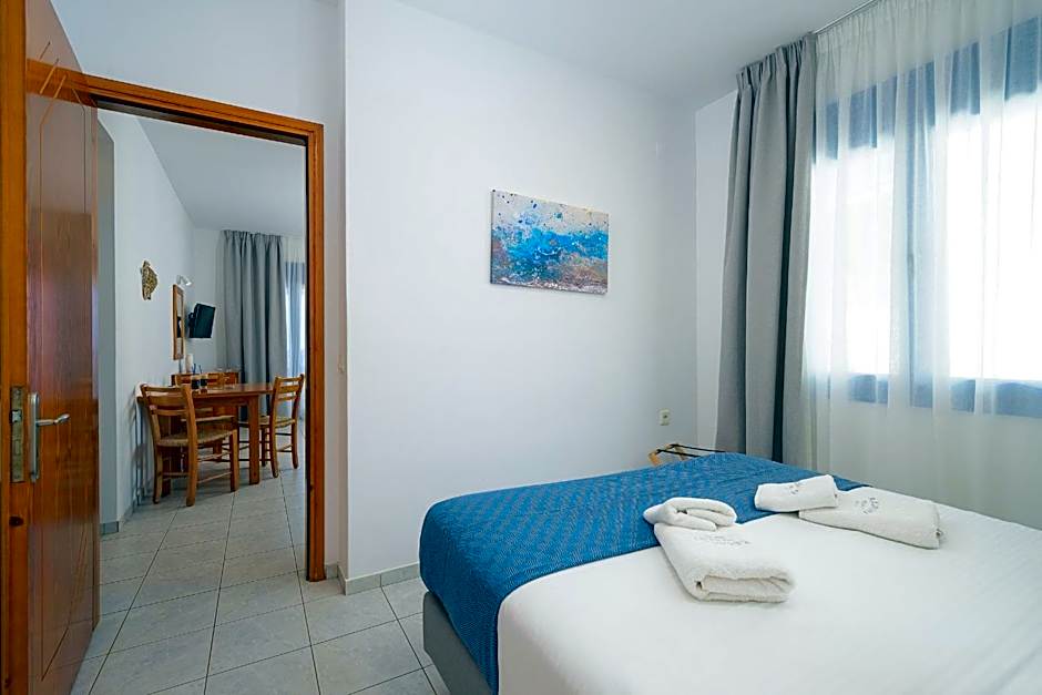 Finikas Studios & Apartments - Kalamaki Holidays