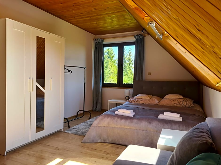Foto 1 dari 39 — Forest House