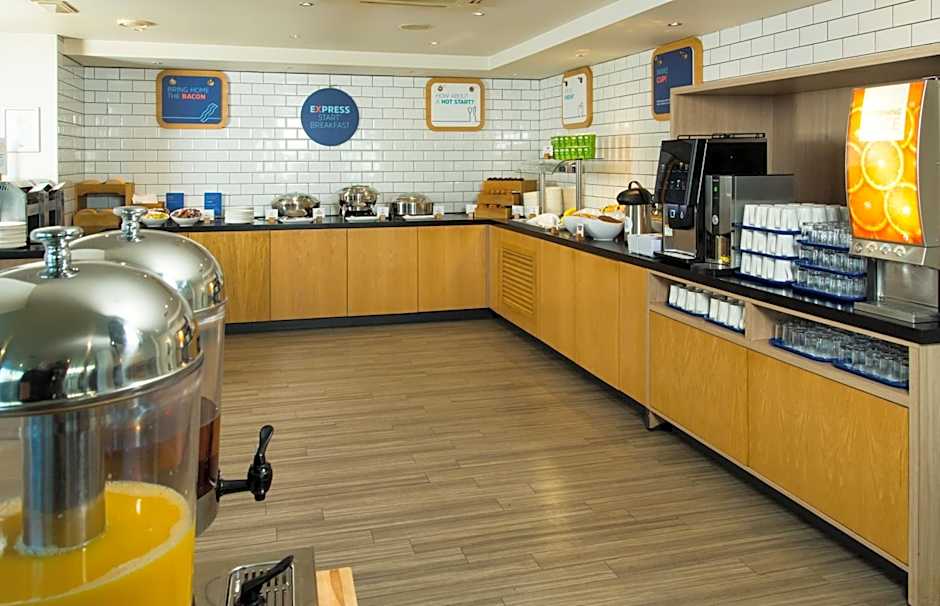 Holiday Inn Express Bath By IHG