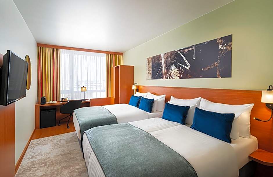 Leonardo Hotel Salzburg Airport