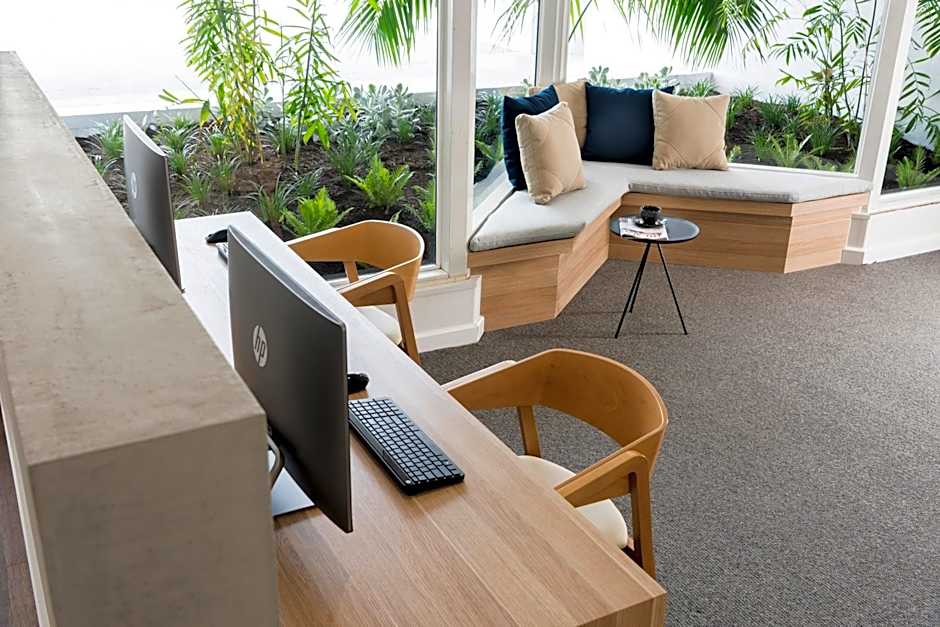 Tradewinds Hotel and Suites Fremantle