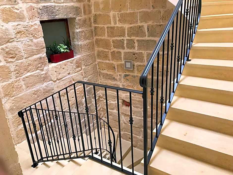 The Cloisters Bed And Breakfast