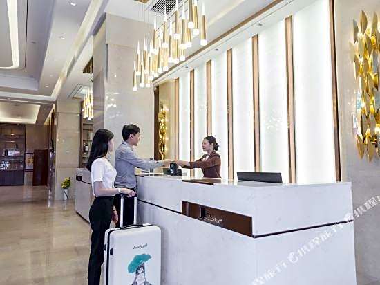 Yeste International Hotel (Helong Store)