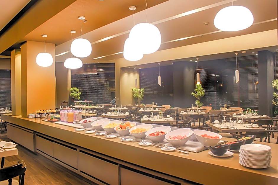 Casa Dann Carlton Hotel & Spa