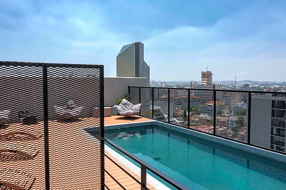 Paradise Flat Witgdl