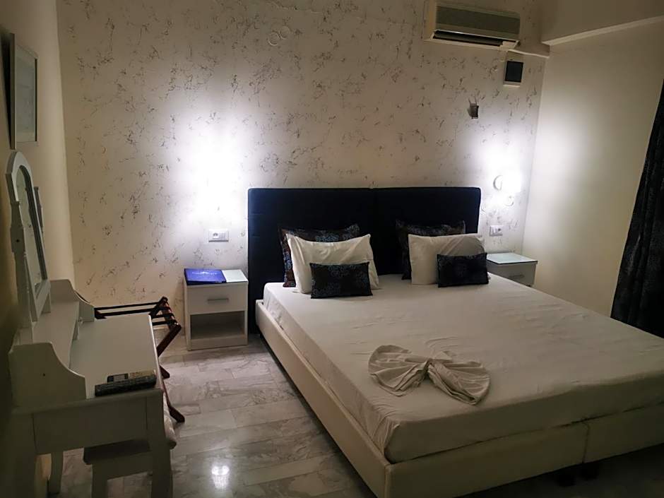 Vlycha Beach Apartments