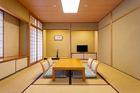 Japanese-Style Room - Main Building