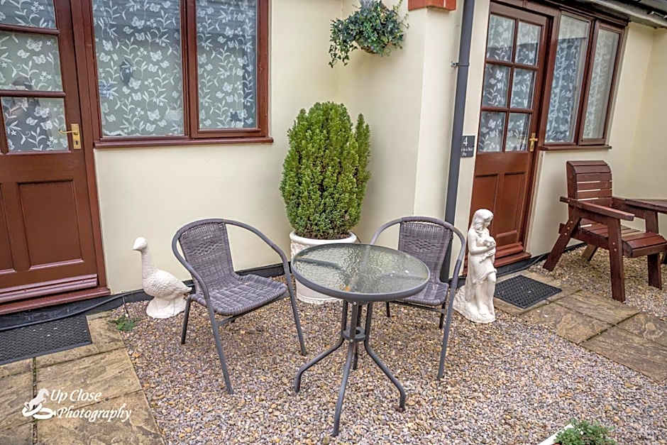 The Farmers Boy Inn Guest House