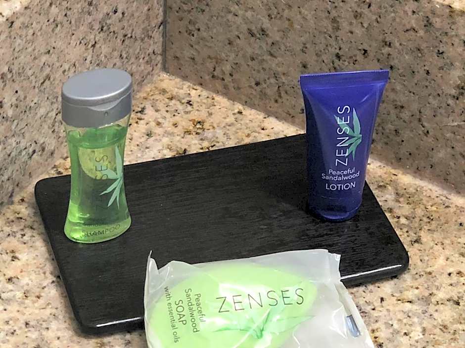 Magnolia Inn Extended Stay of Kingsland - New 2024 - Book a Kitchen Room - 12 Noon Check Out - Sleep In Late - Better Sleep - Ultra Sparkling - Pool open until until 4AM - Stay and Save Today - 24 Hour Front Desk - Premium Coffee Bar - Award Winning Inn