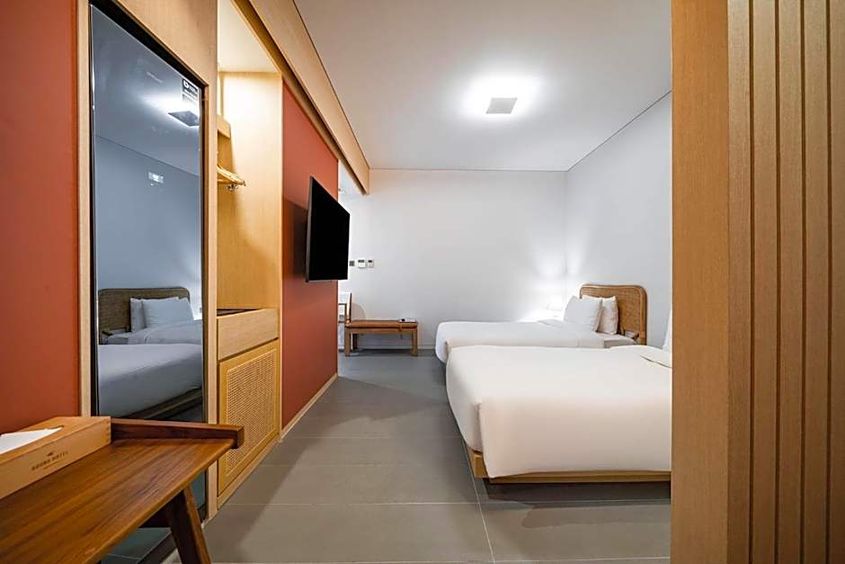 Hound Hotel Haeundae Signature