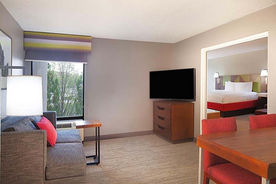 Hampton Inn & Suites Atlanta-Airport North