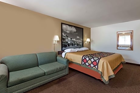 2 Double Beds Efficiency Non-Smoking