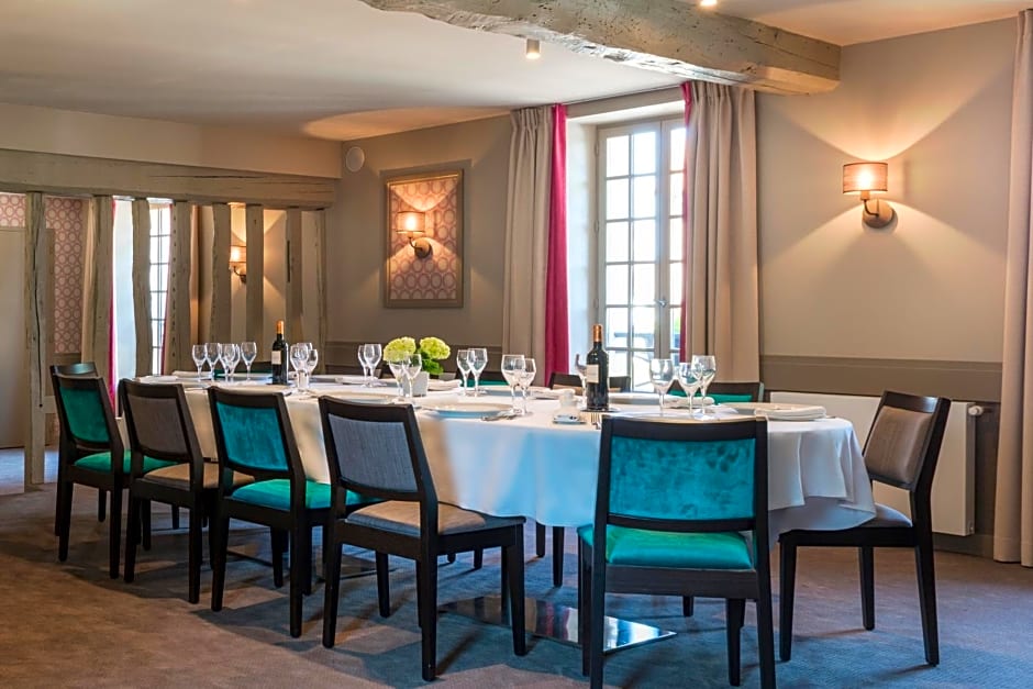 Hotel Aux Vieux Remparts, The Originals Relais (Relais du Silence)