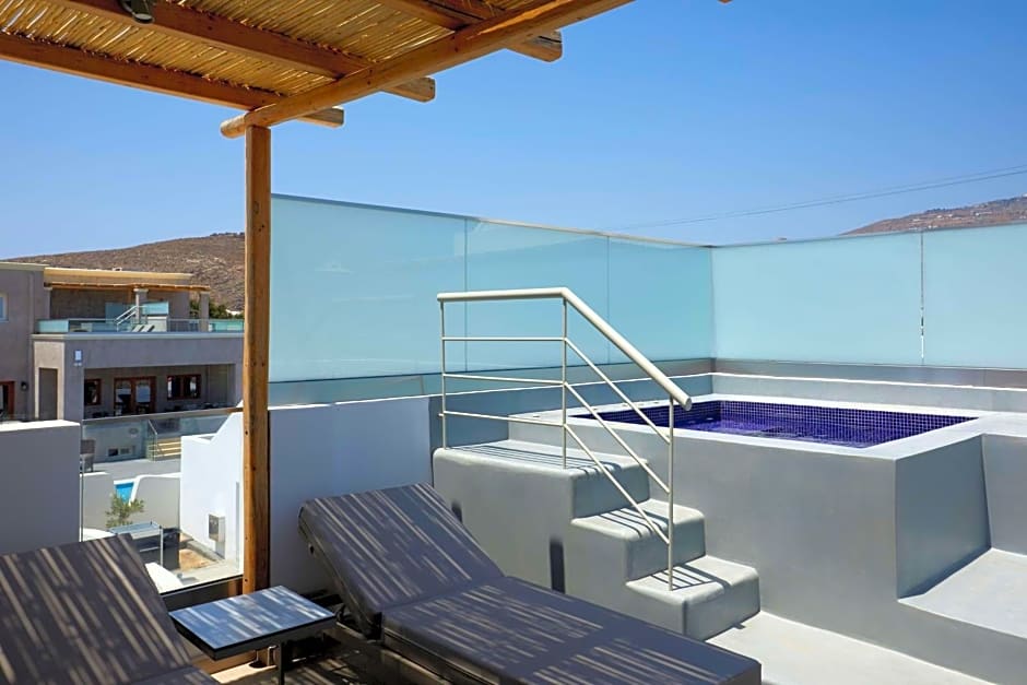 Sea Breeze Santorini Beach Resort, Curio by Hilton