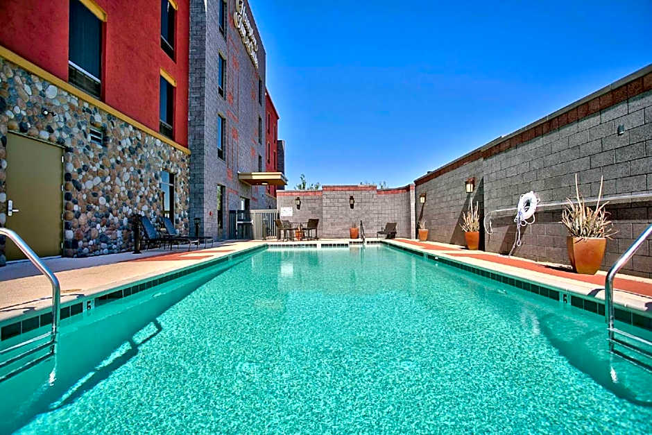 Hampton Inn By Hilton & Suites Scottsdale at Talking Stick