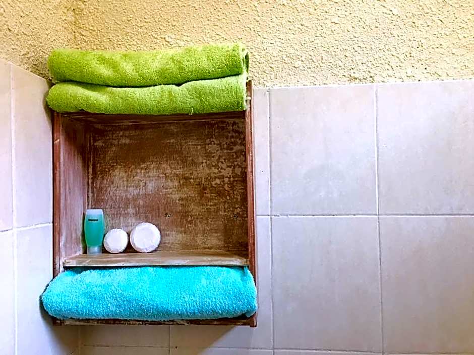 OYO Life 90301 Hidden Village Uluwatu